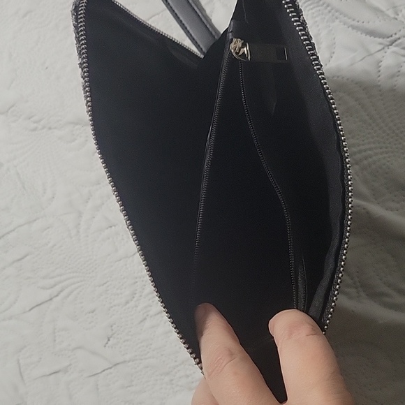 Carlos Santana Silver Glitter Clutch NWT - Picture 5 of 7